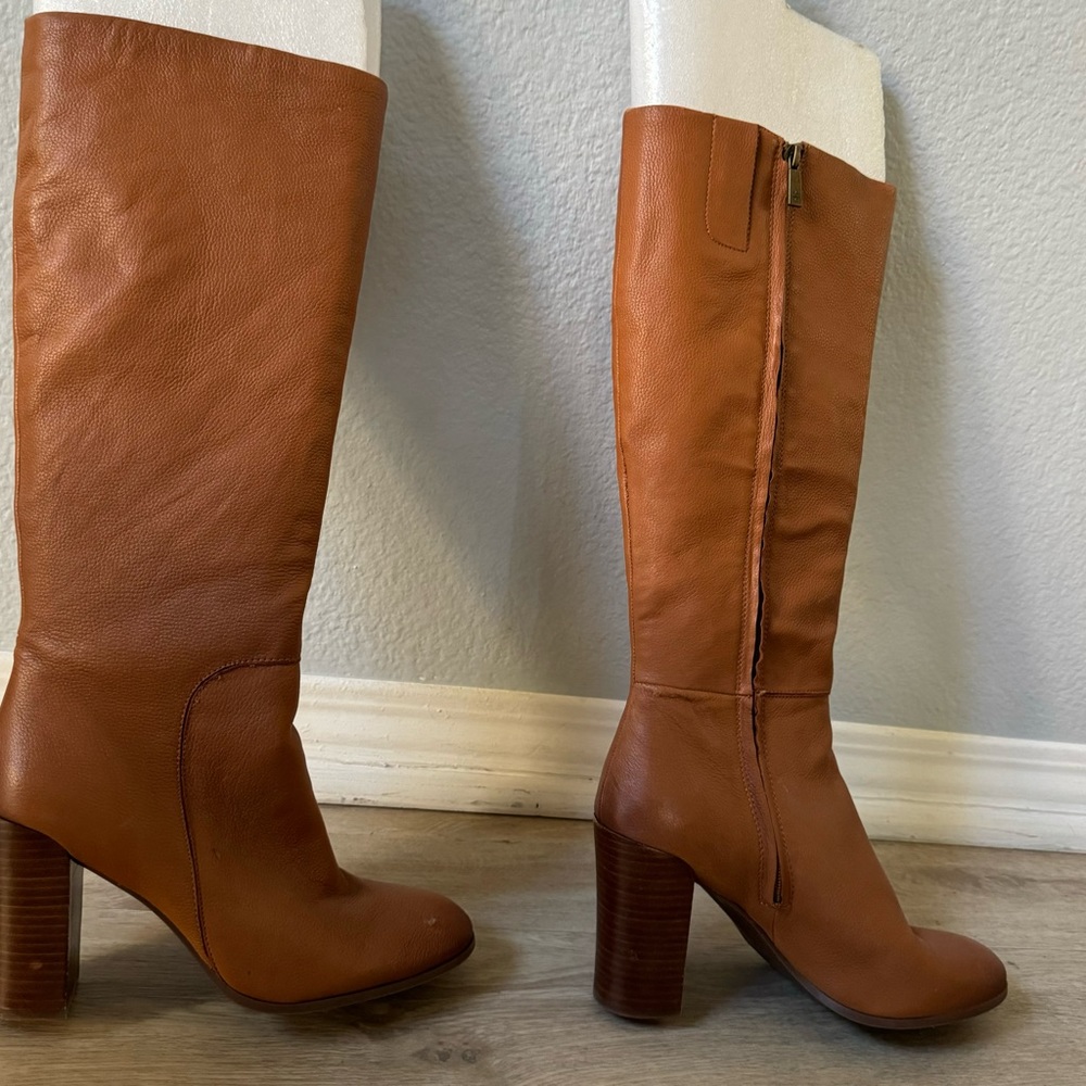 Kenneth Cole, brown knee-high, heeled boots; size 9.5m; excellent condition;
